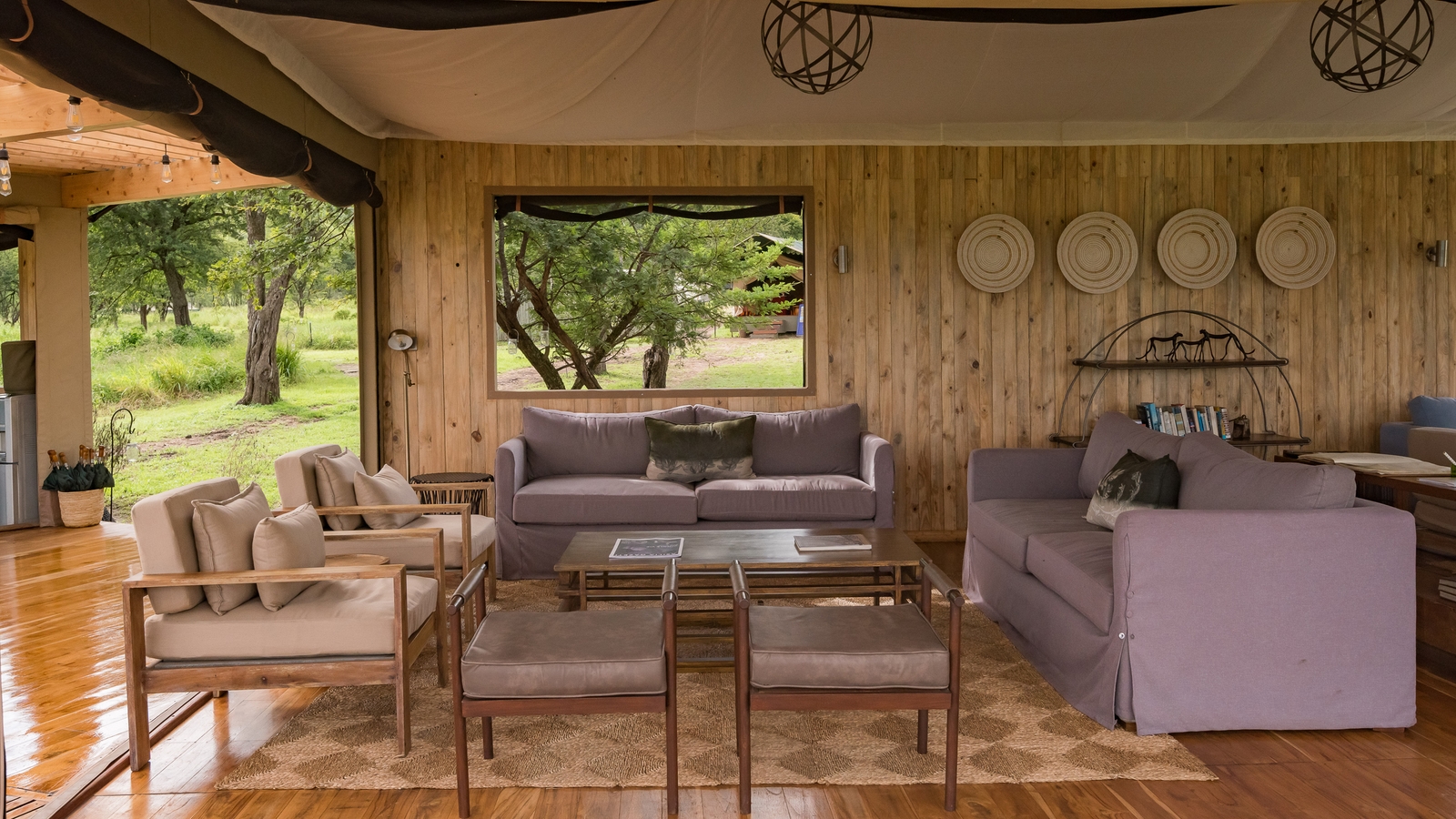 Dunia camp Tanzania lounge