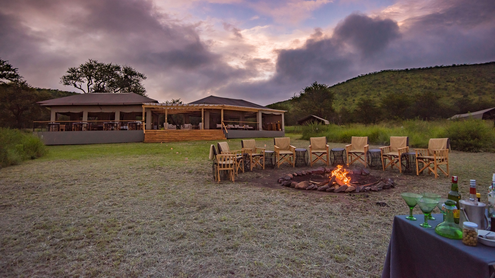 Dunia camp Tanzania sundowner