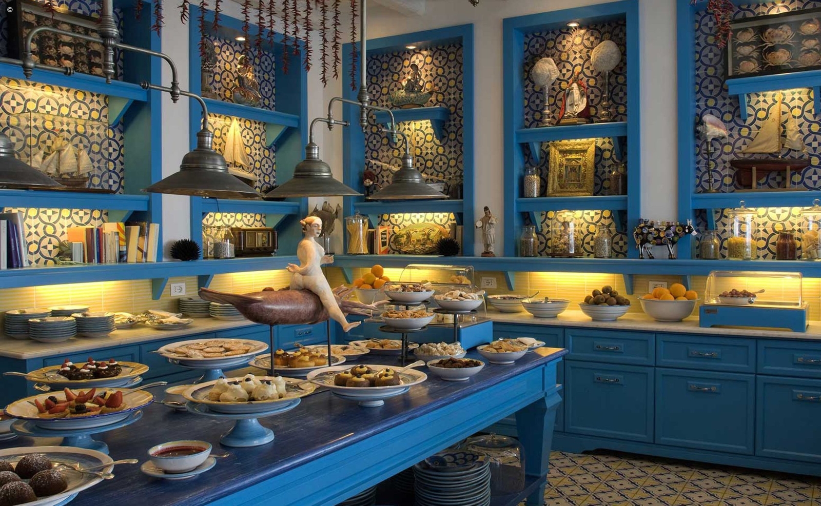 Capri Palace bakery and restaurant