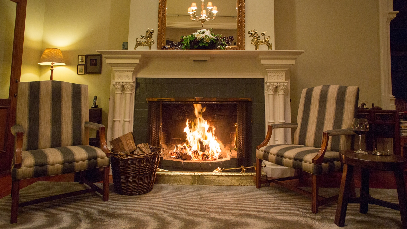 greenhill-lodge-hawkes-bay-fireplace