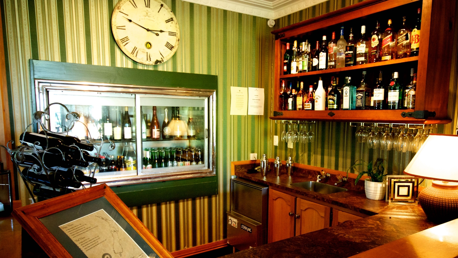 hamurana-lodge-bar