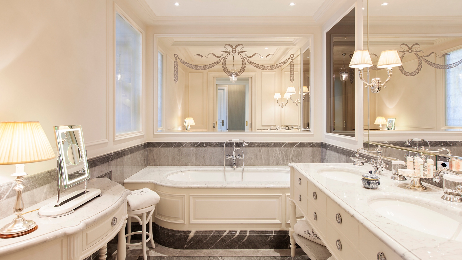 beau-rivage-bathroom