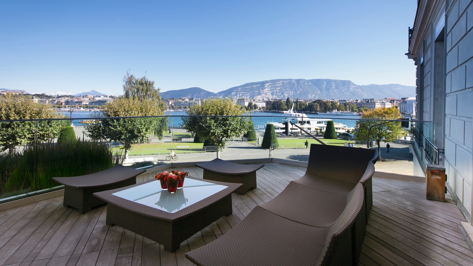 beau-rivage-geneva-terrace