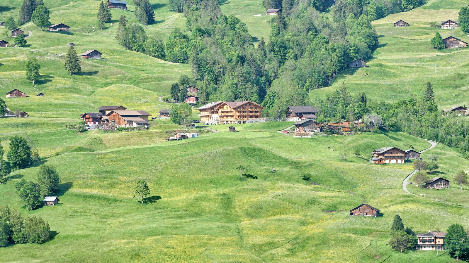 hotel-aspen-surroundings
