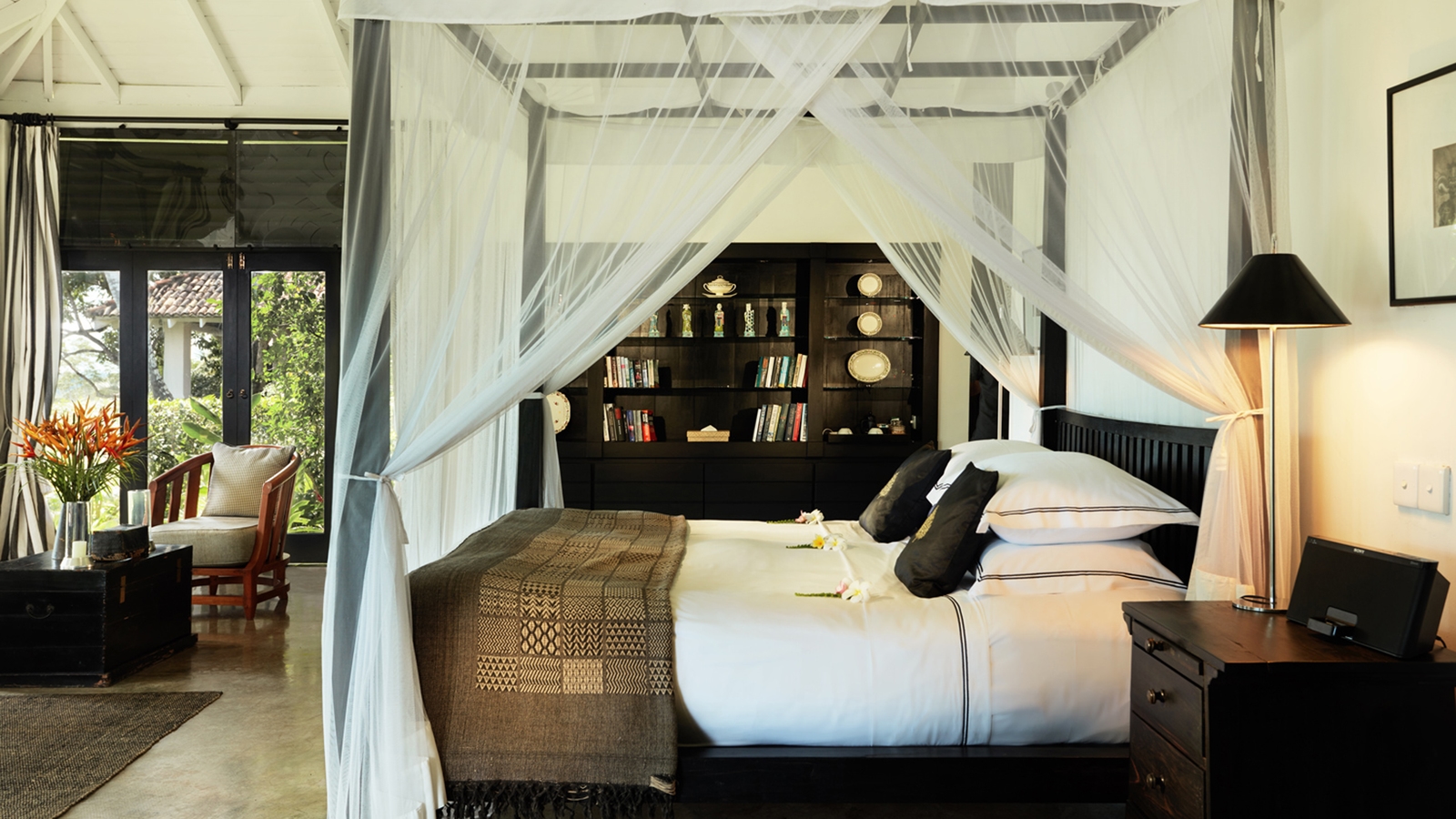 kahanda-kanda-bedroom