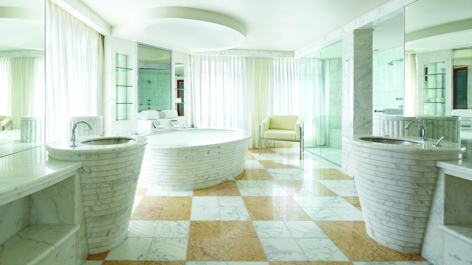 park-hyatt-melbourne-bathroom-2