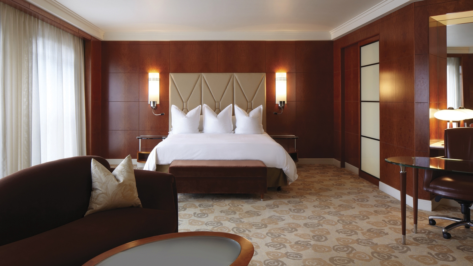 park-hyatt-melbourne-bedroom-4