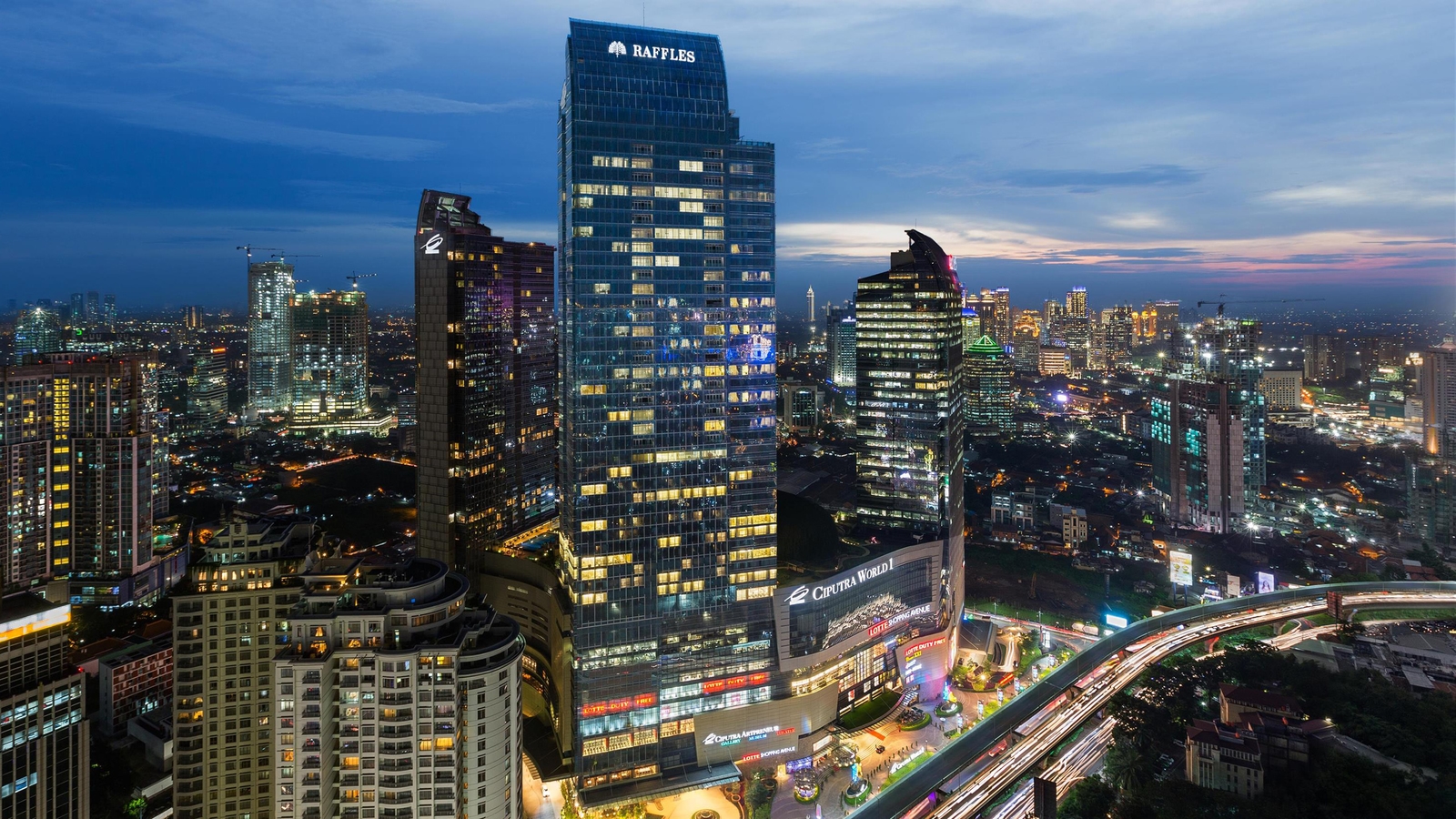 raffles-jakarta-exterior