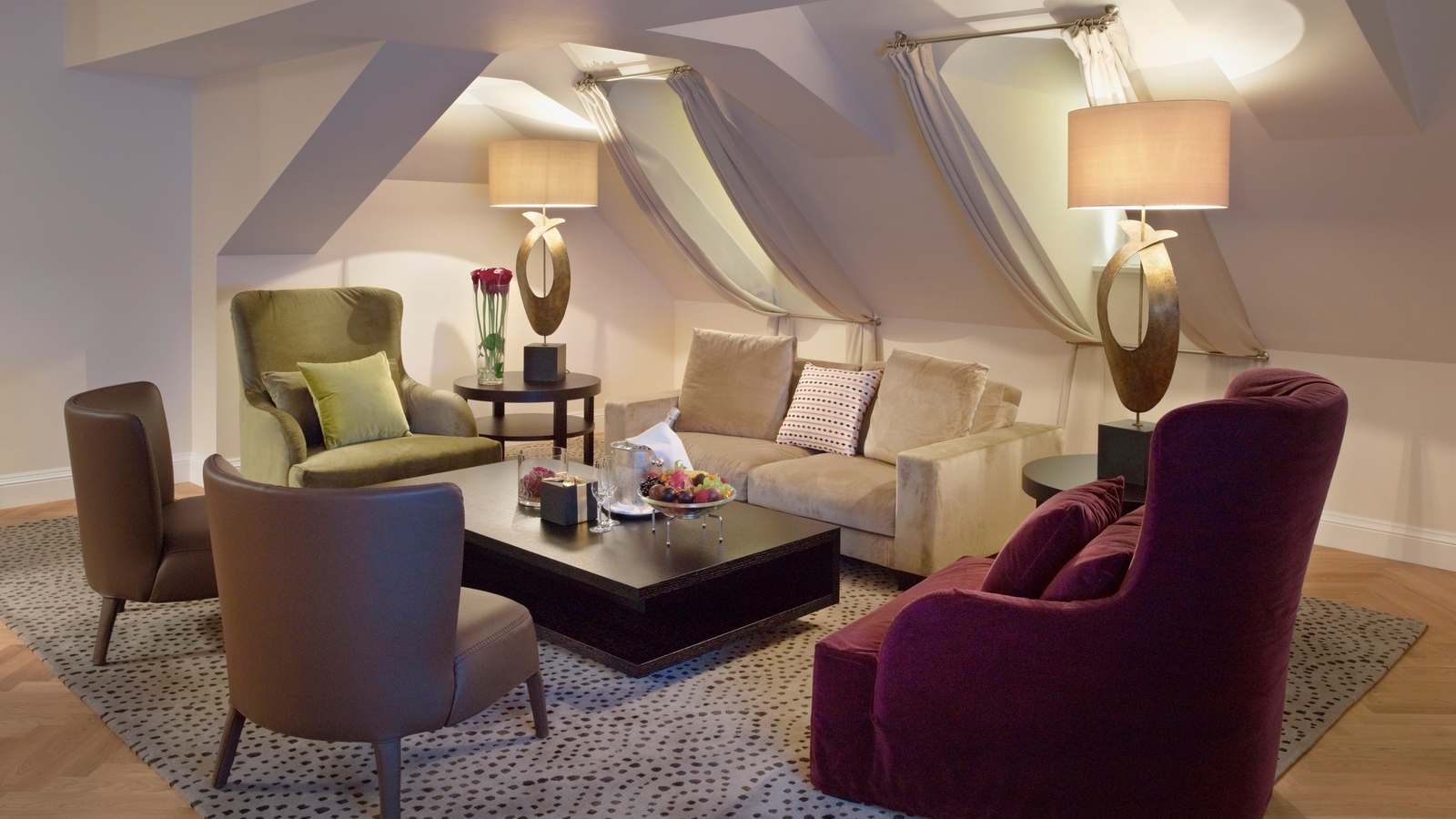 schweizerhof-hotel-royal-suite