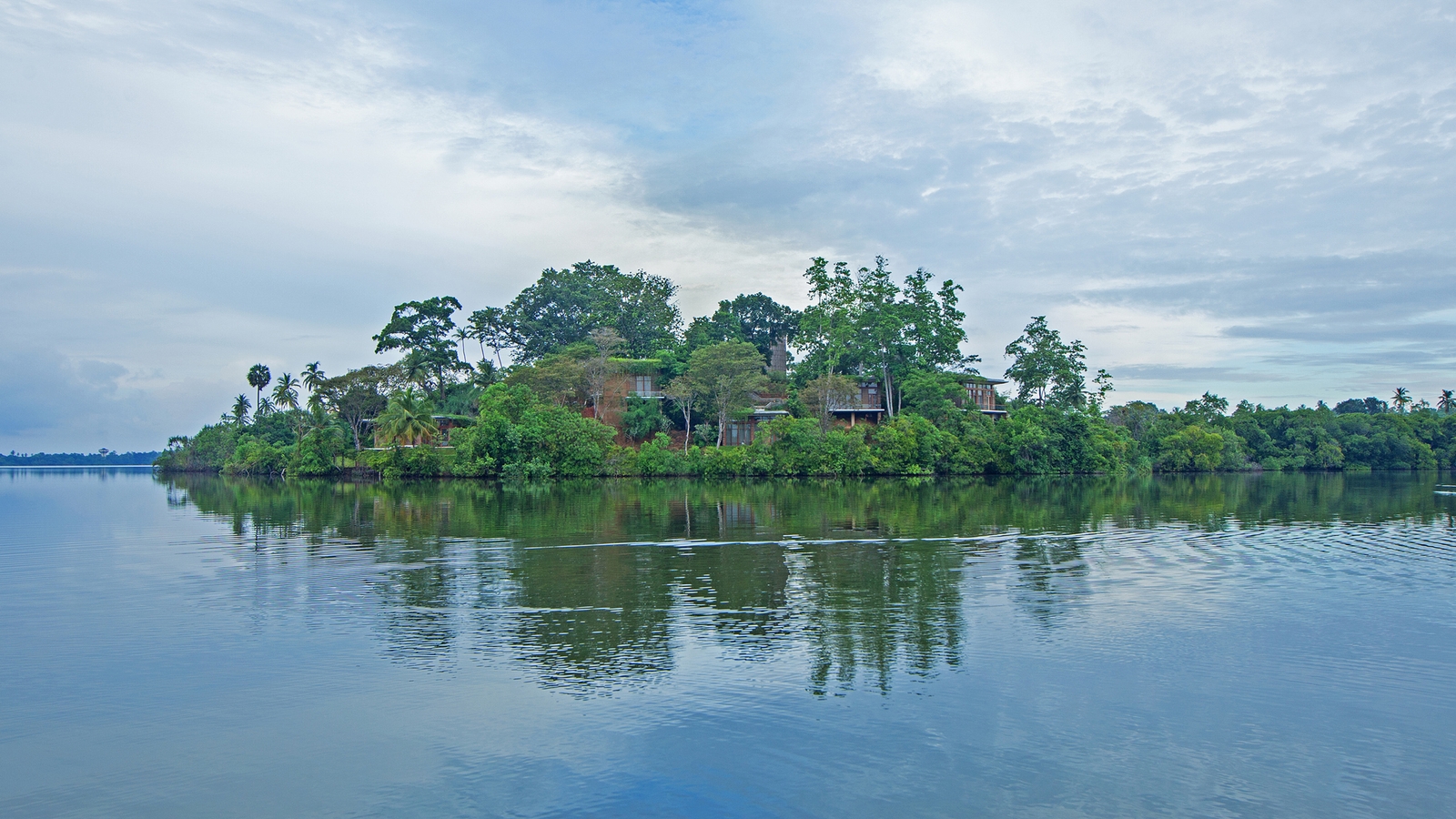 tri-galle-view-from-lake