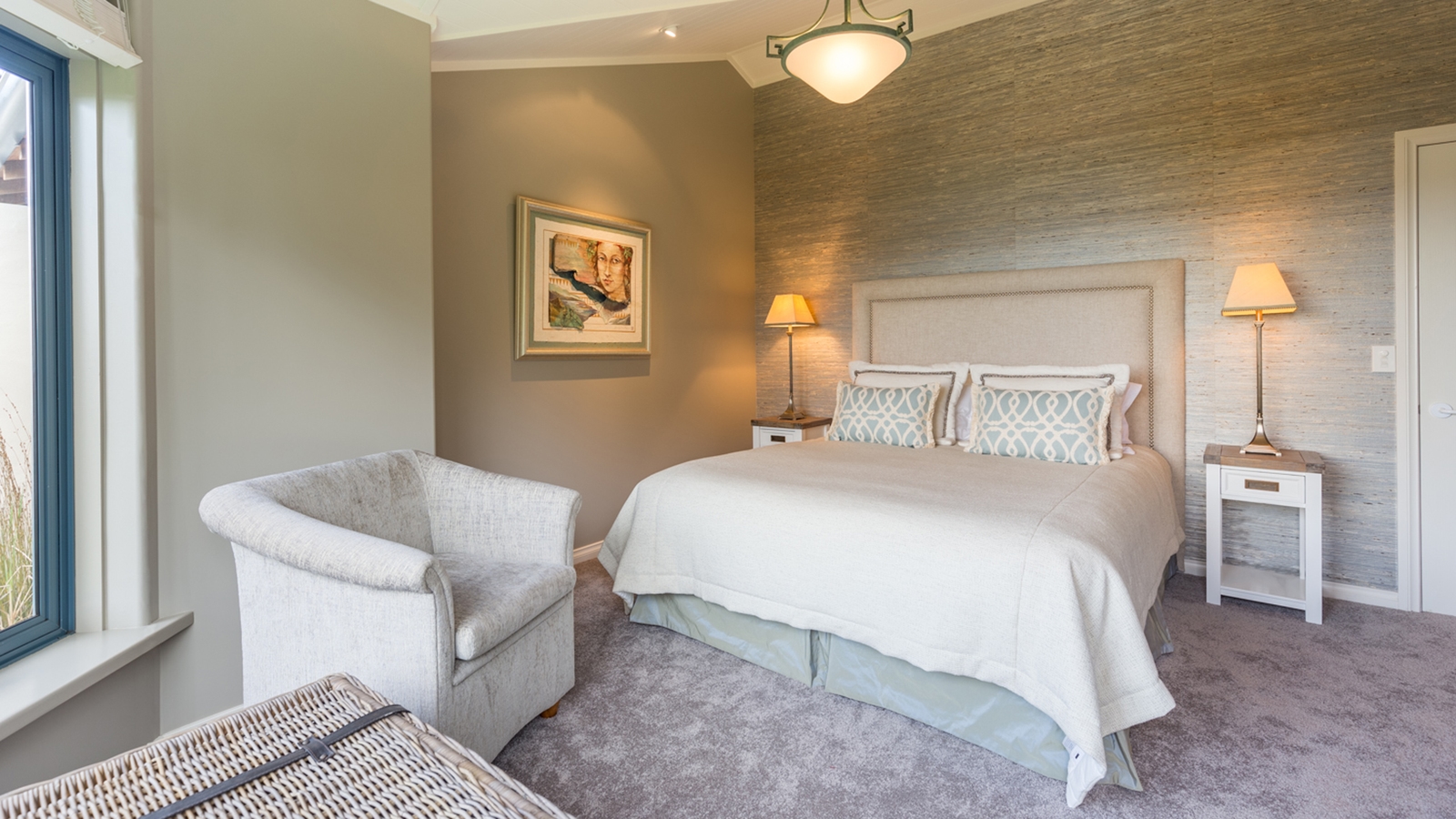 bronte-country-estate-bedroom-1