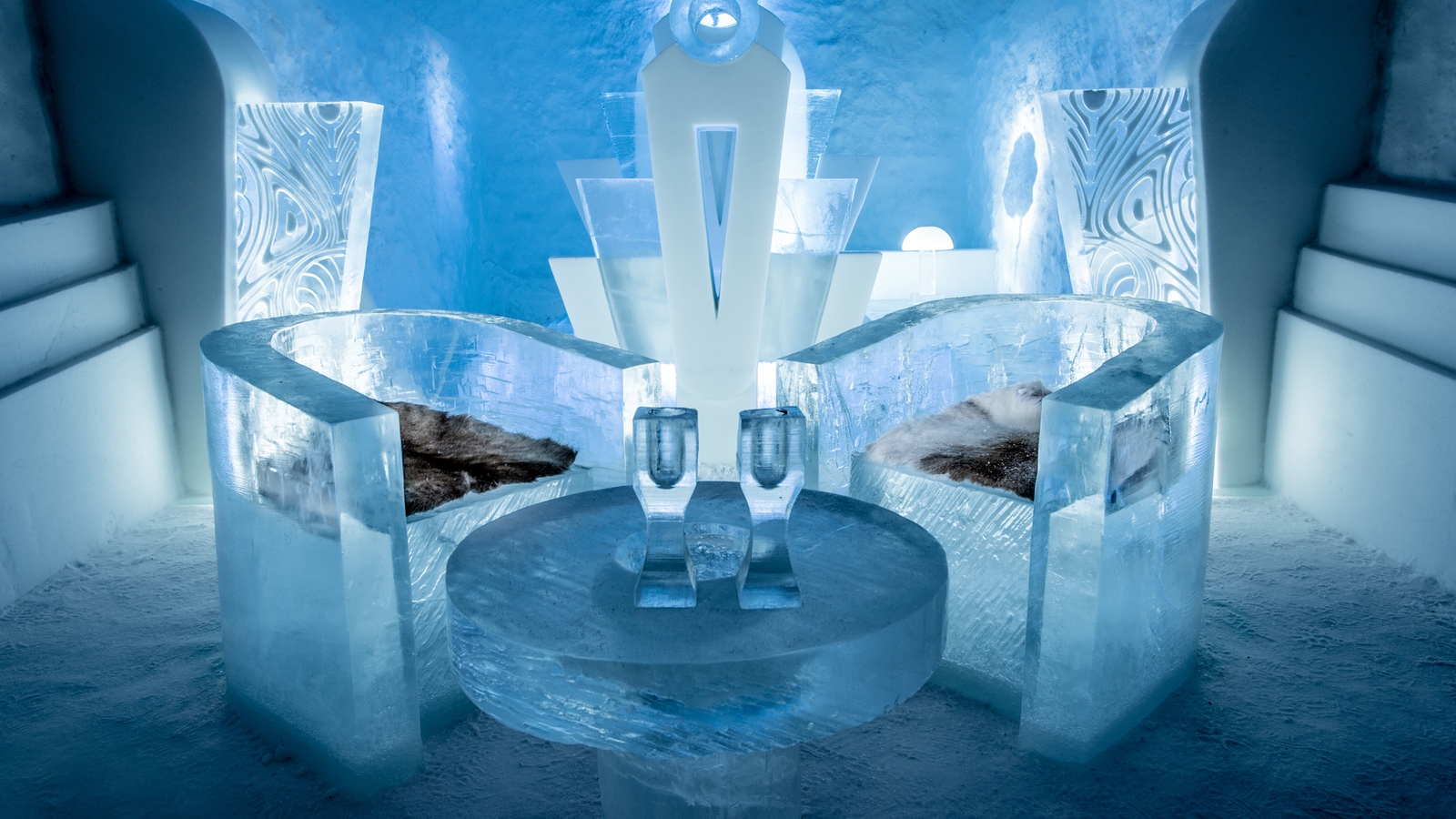 ice-hotel-drinks
