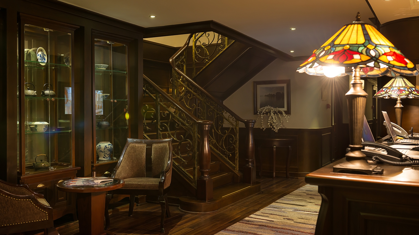 paradise-elegance-reception