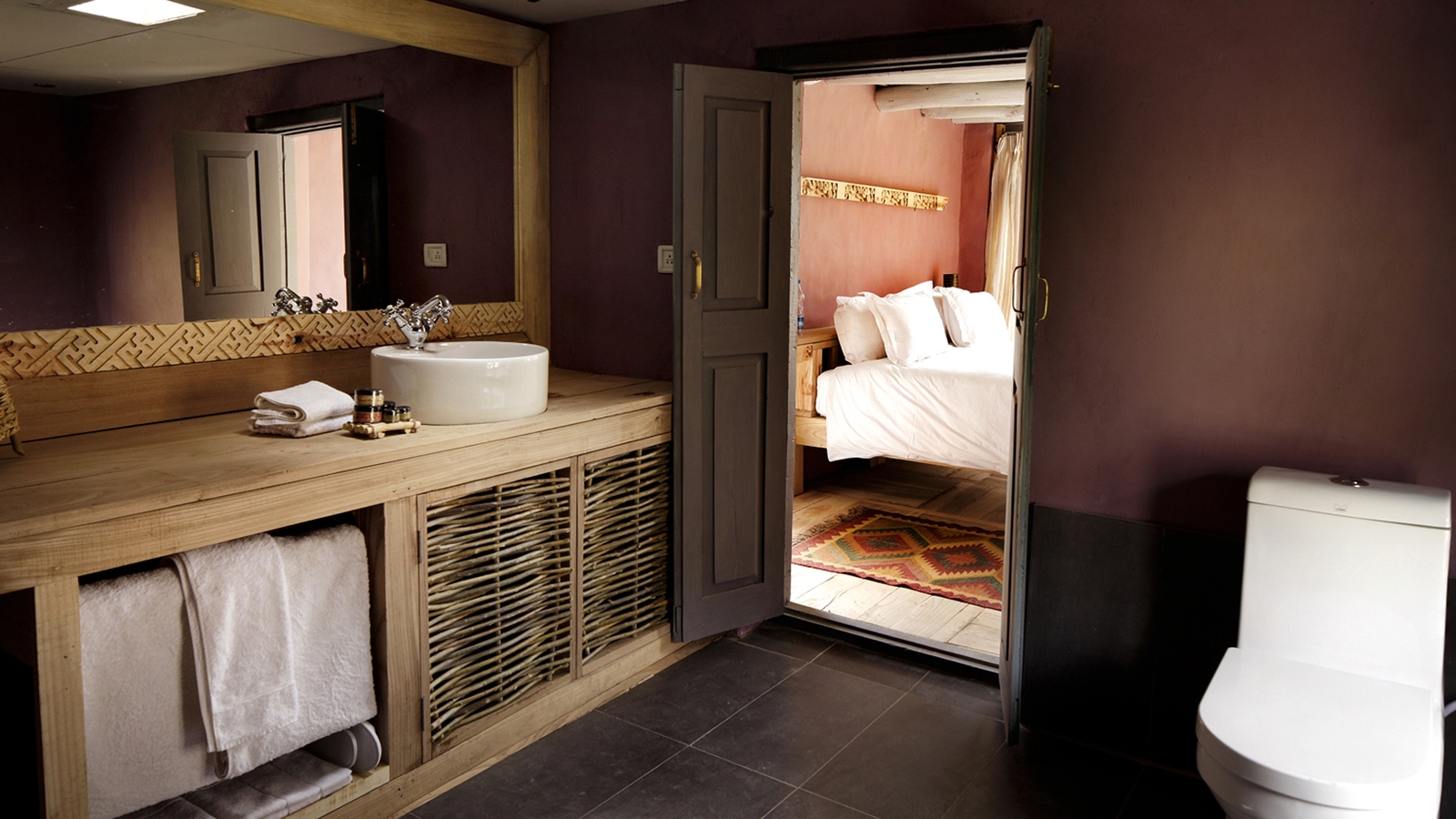 shakti-ladakh-village-house-bathroom