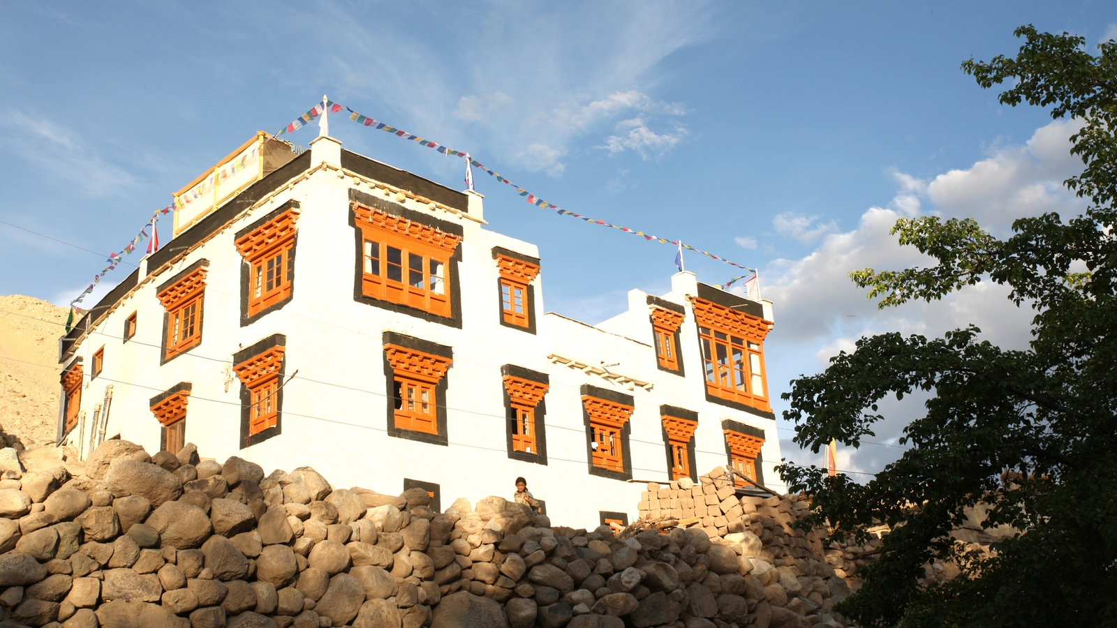 shakti-ladakh-village-house-exterior
