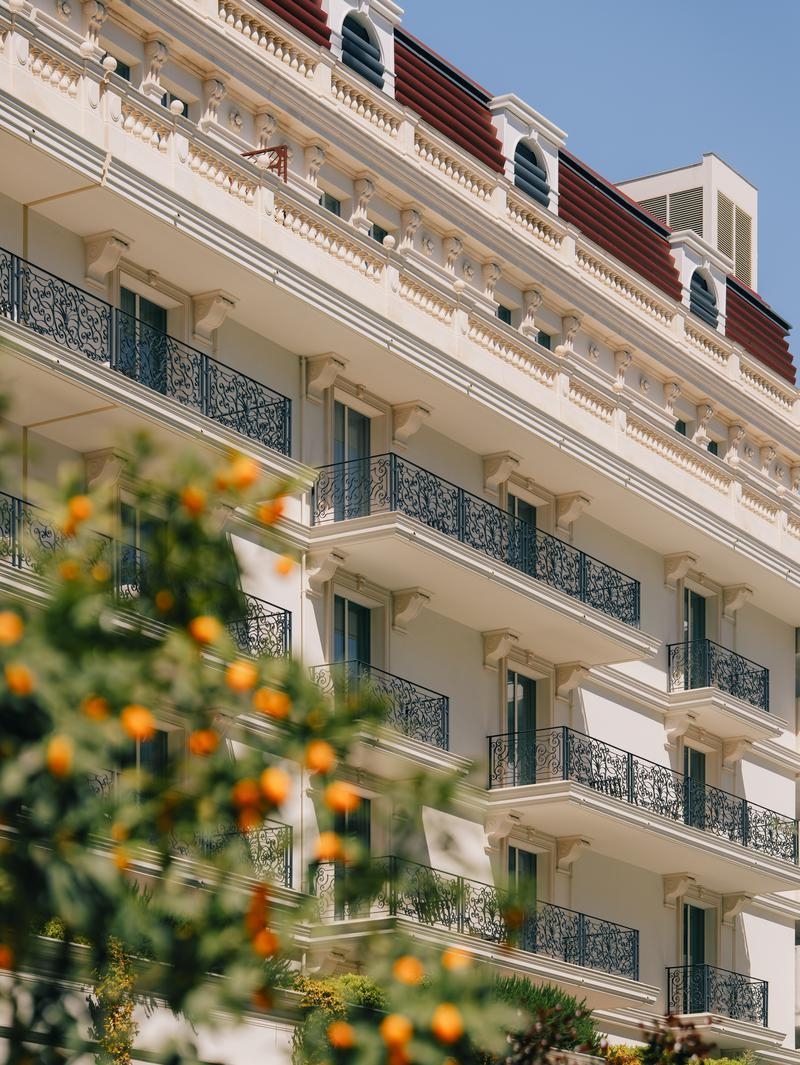 Close up of the cream coloured exterior of the Carlton Cannes.