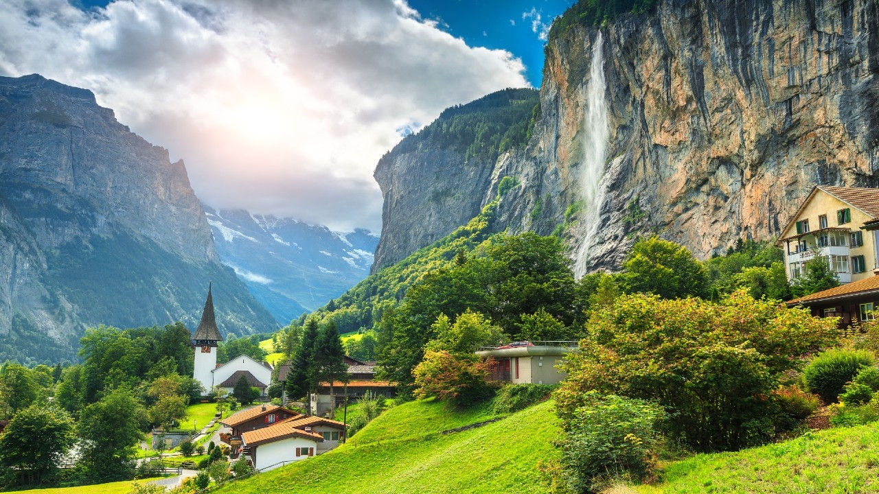 When is the Best Time to Visit Switzerland?