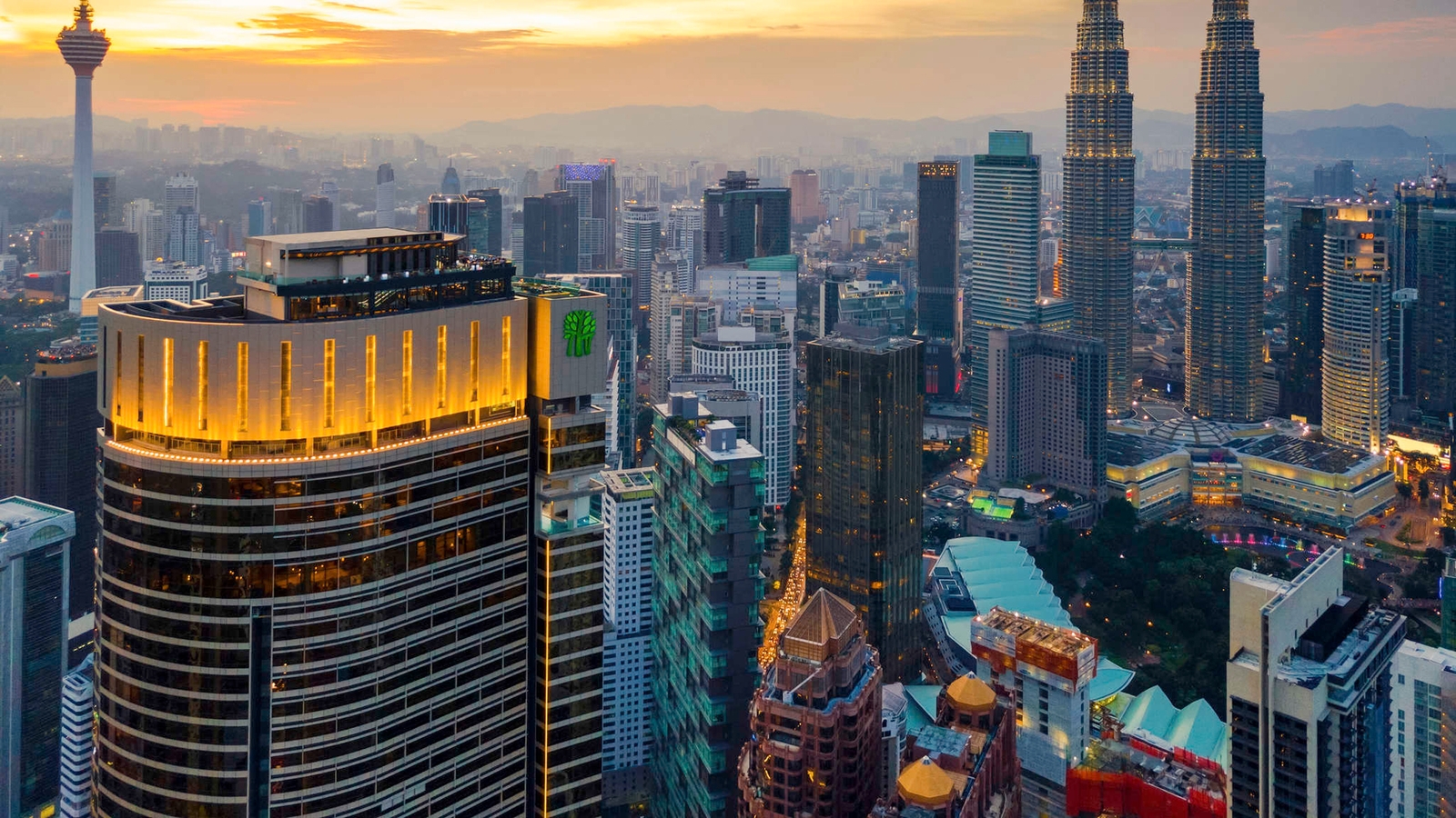 Exterior shot of Banyan Tree Kuala Lumpur