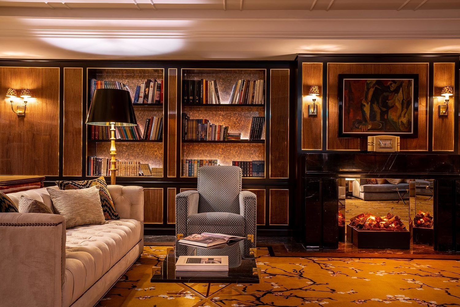 The library room at Le Monumental Palace