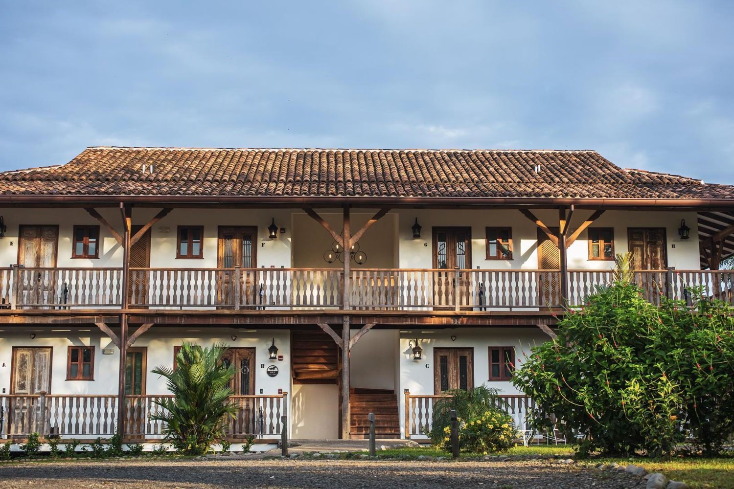 Front on view of row of casita accommodation at El Lugar.
