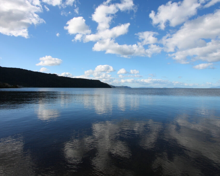 lake-taupo