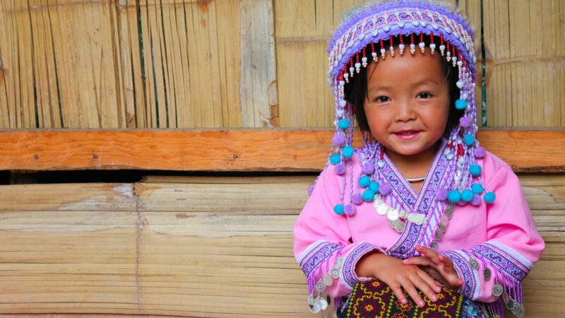 loas-hmong-girl