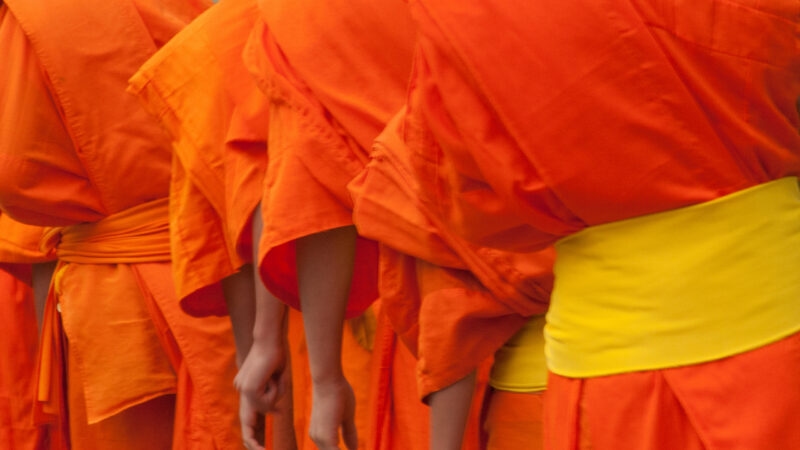 luang-prabang-monks