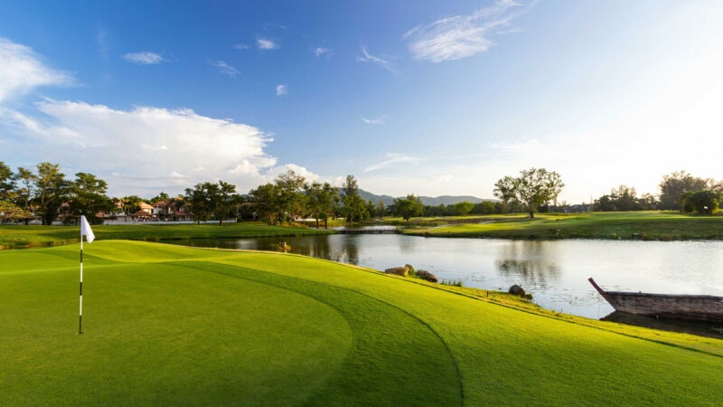 Luxury Thailand Tours - Laguna golf course on a bright sunny day