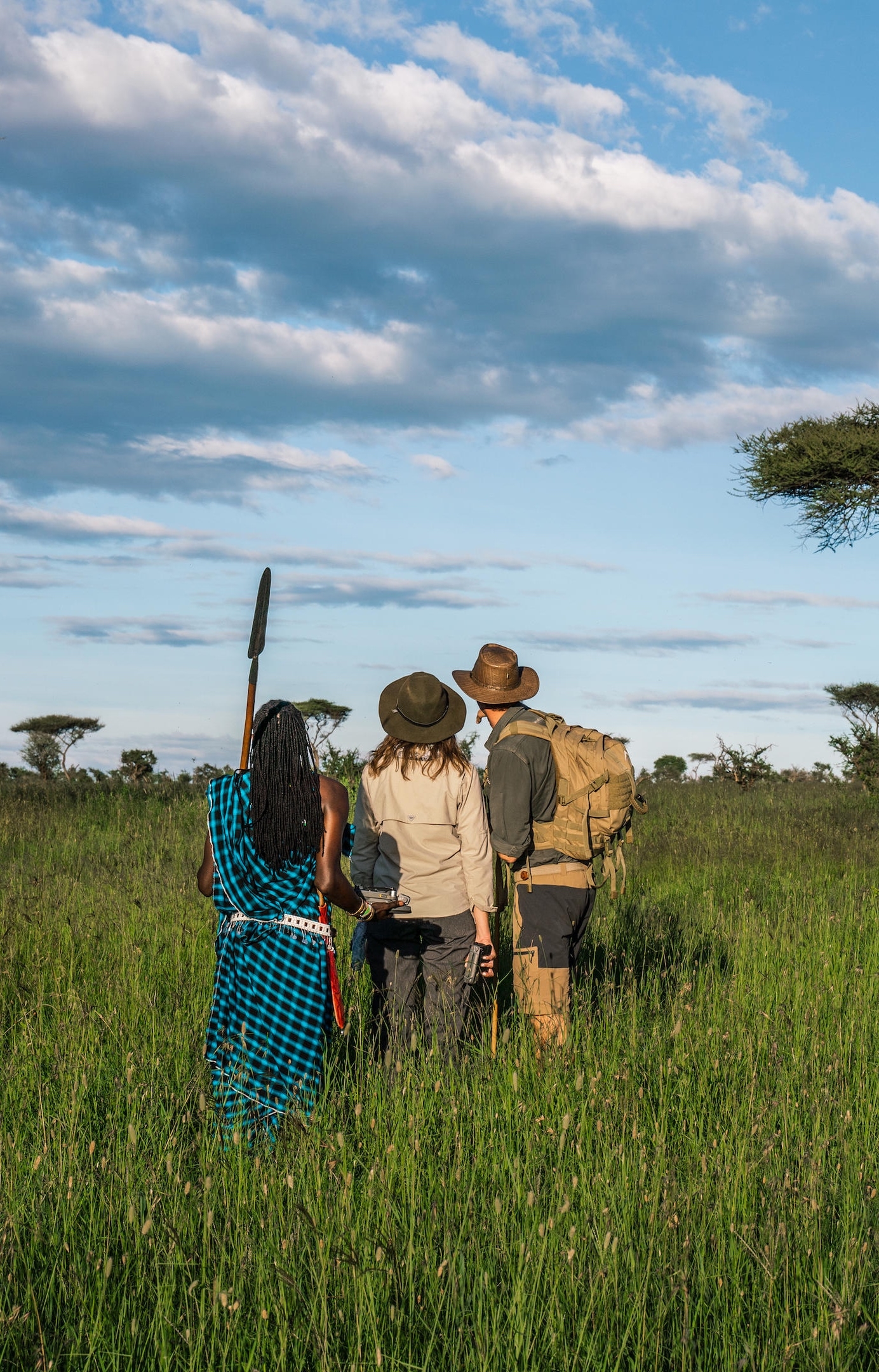 Lemala Kuria Hills Lodge walking safarii
