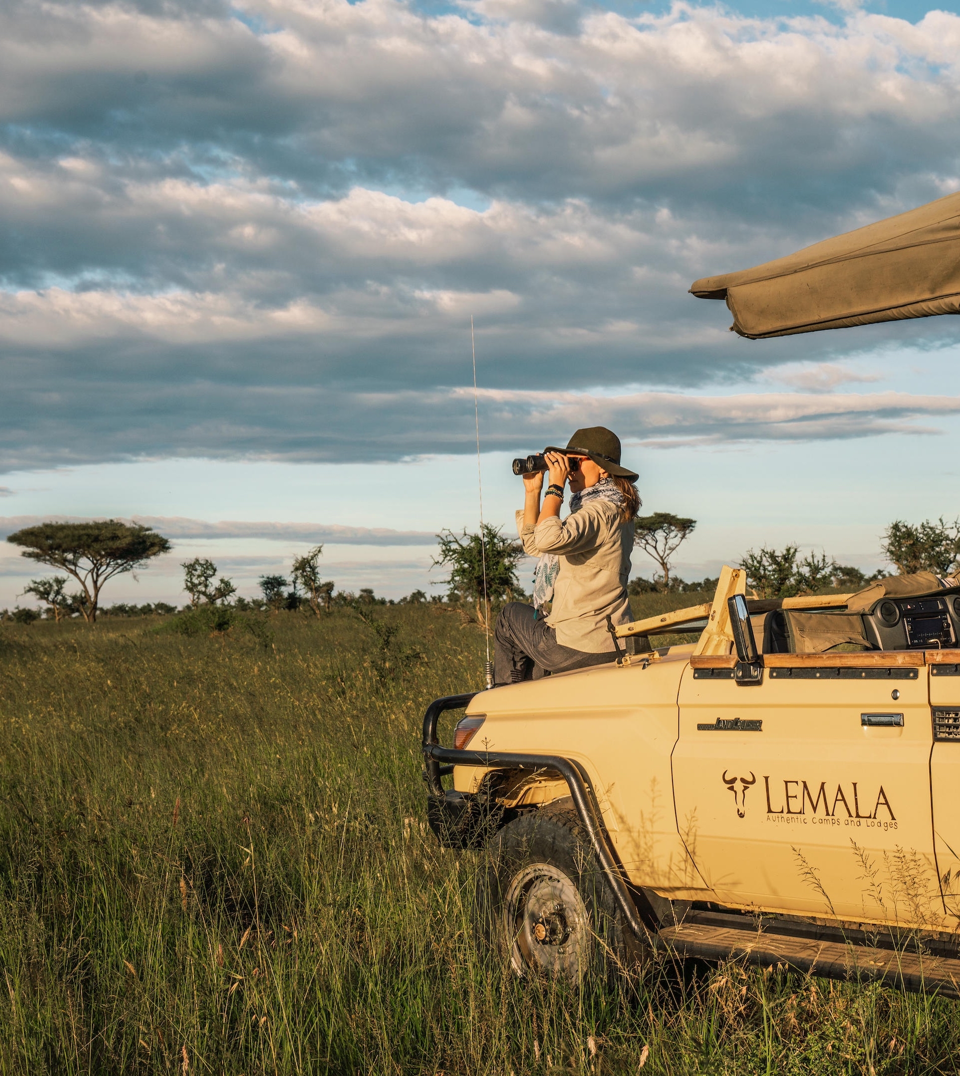 Lemala Kuria Hills Lodge walking safari