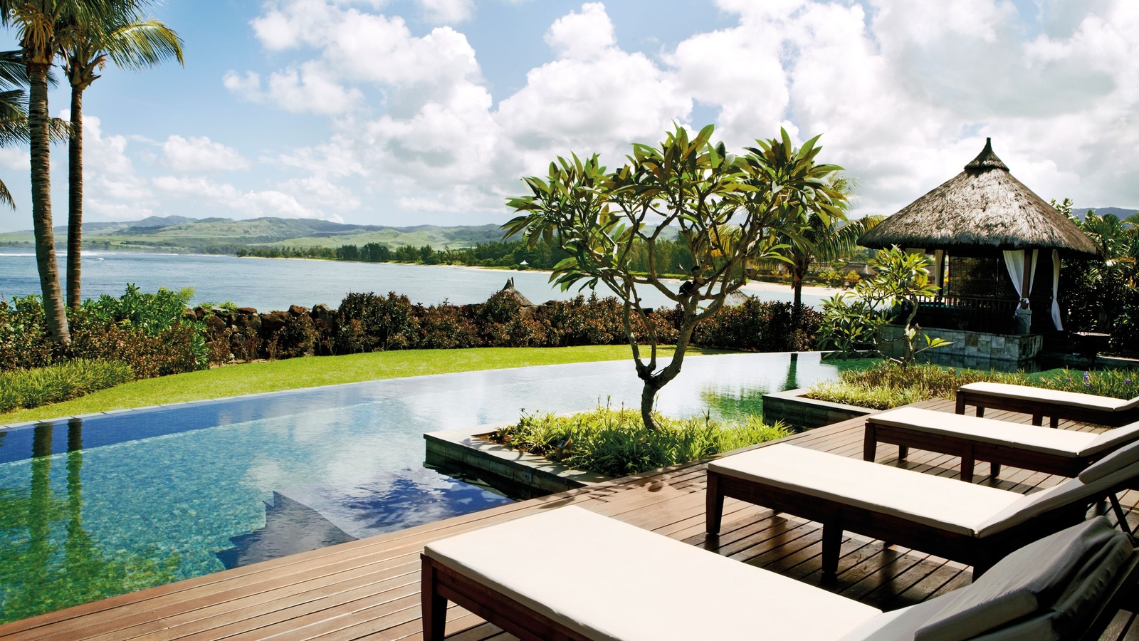 Presidential Villa pool and terrace, Shanti Maurice, Mauritius, Africa