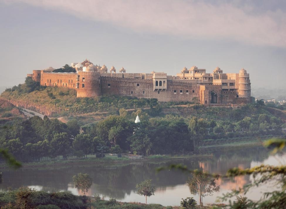 Exterior of Six Senses Fort Barwara.