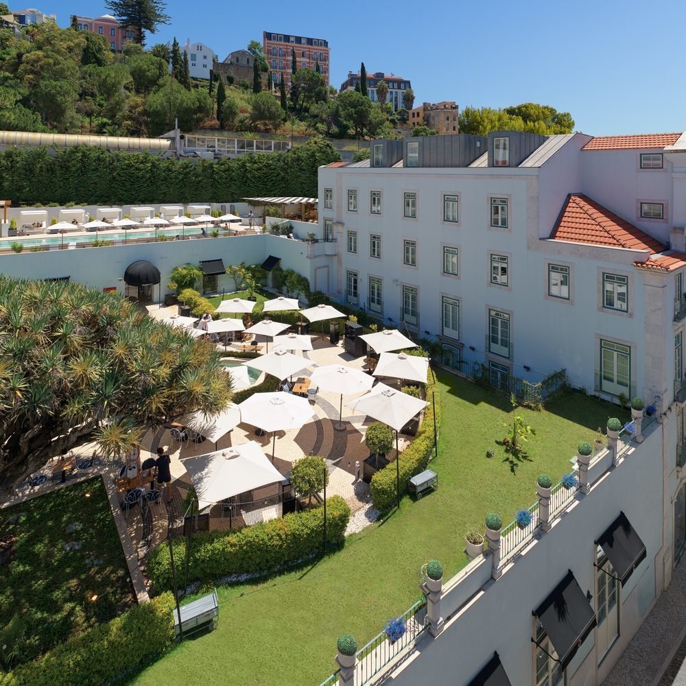 A view into the gardens at The One Palacio da Anunciada