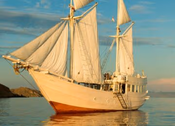 Indonesia Yacht Charter thumbnail