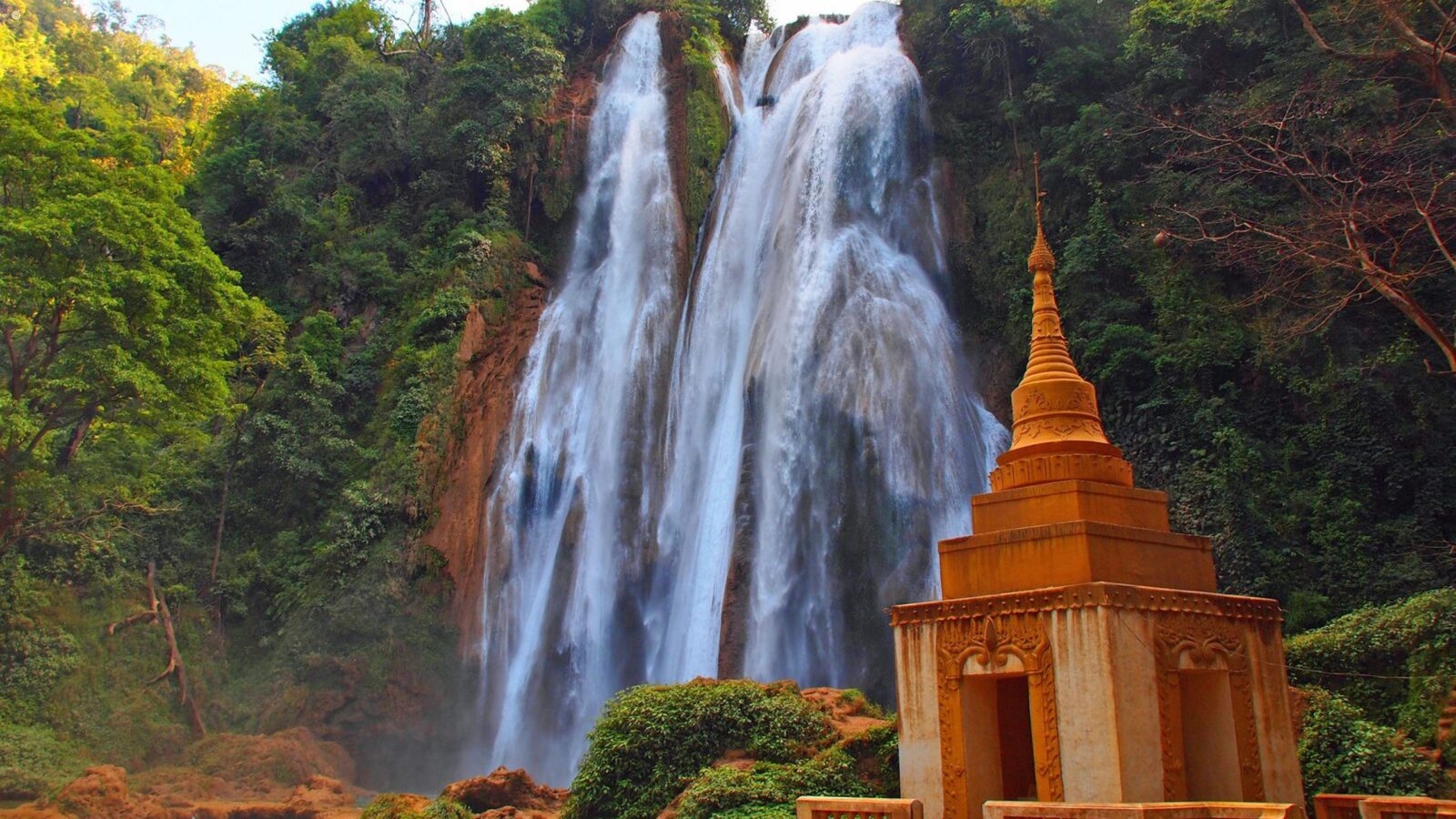 Anisakan Falls, Myanmar