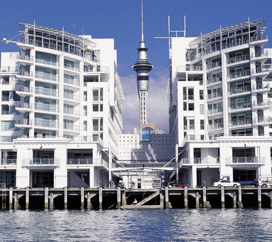 hilton-auckland-exterior