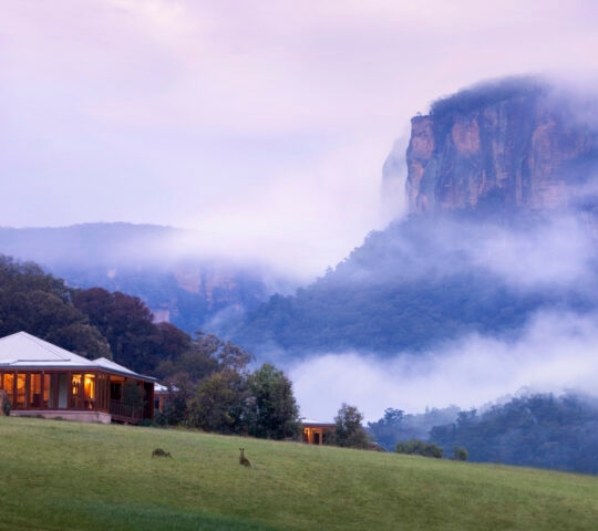 wolgan-valley-exterior-mist