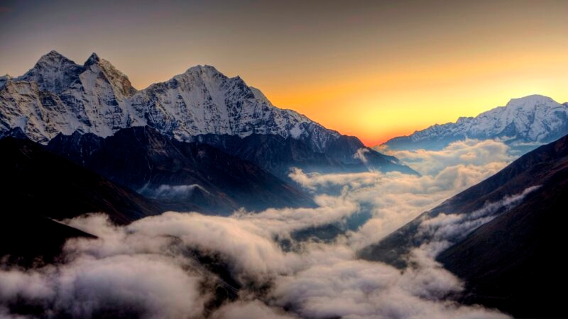 shepherds hut himalayas