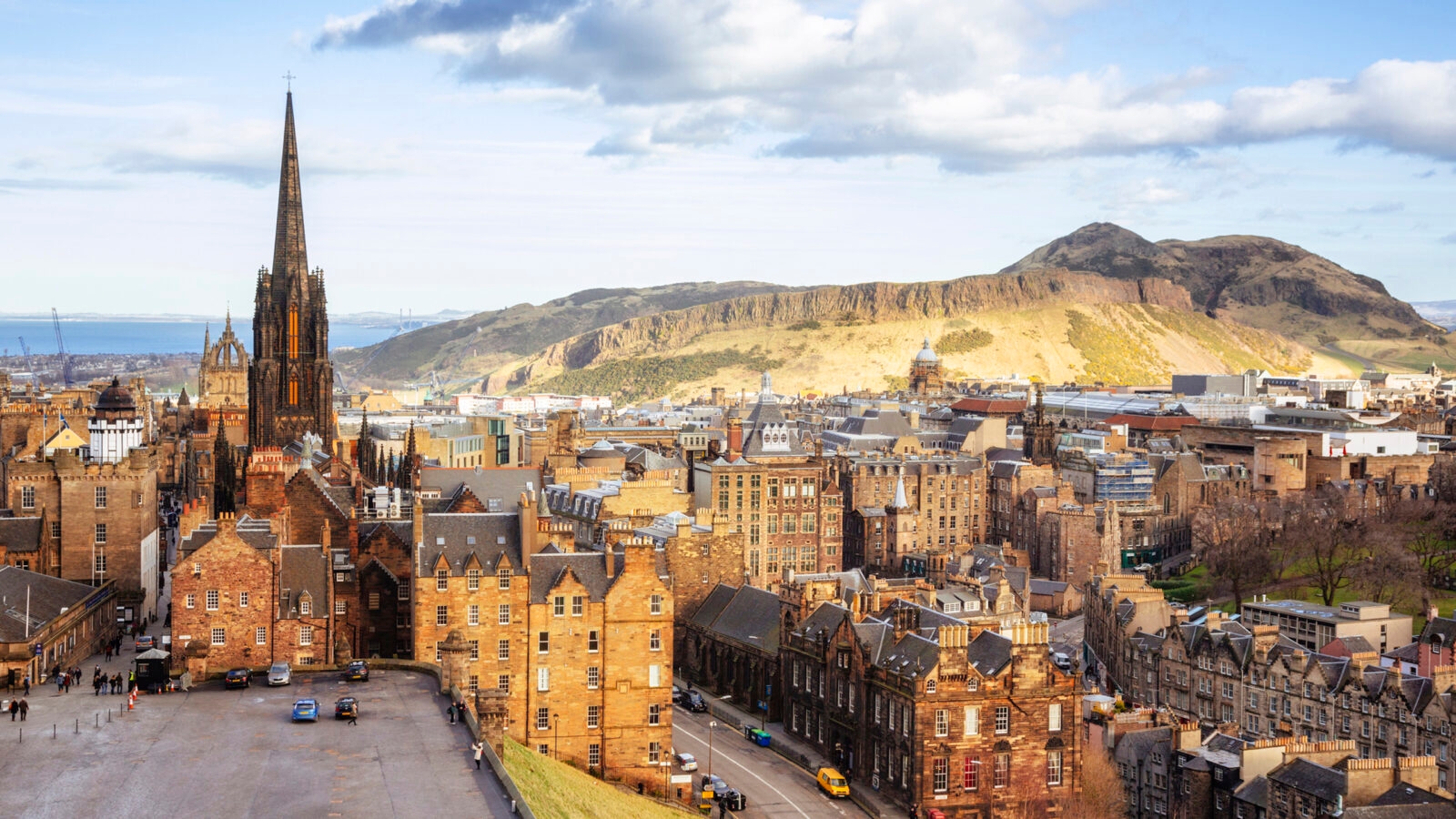 edinburgh-old-town-scotland