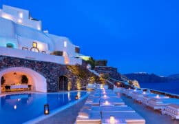 Canaves Oia Suites