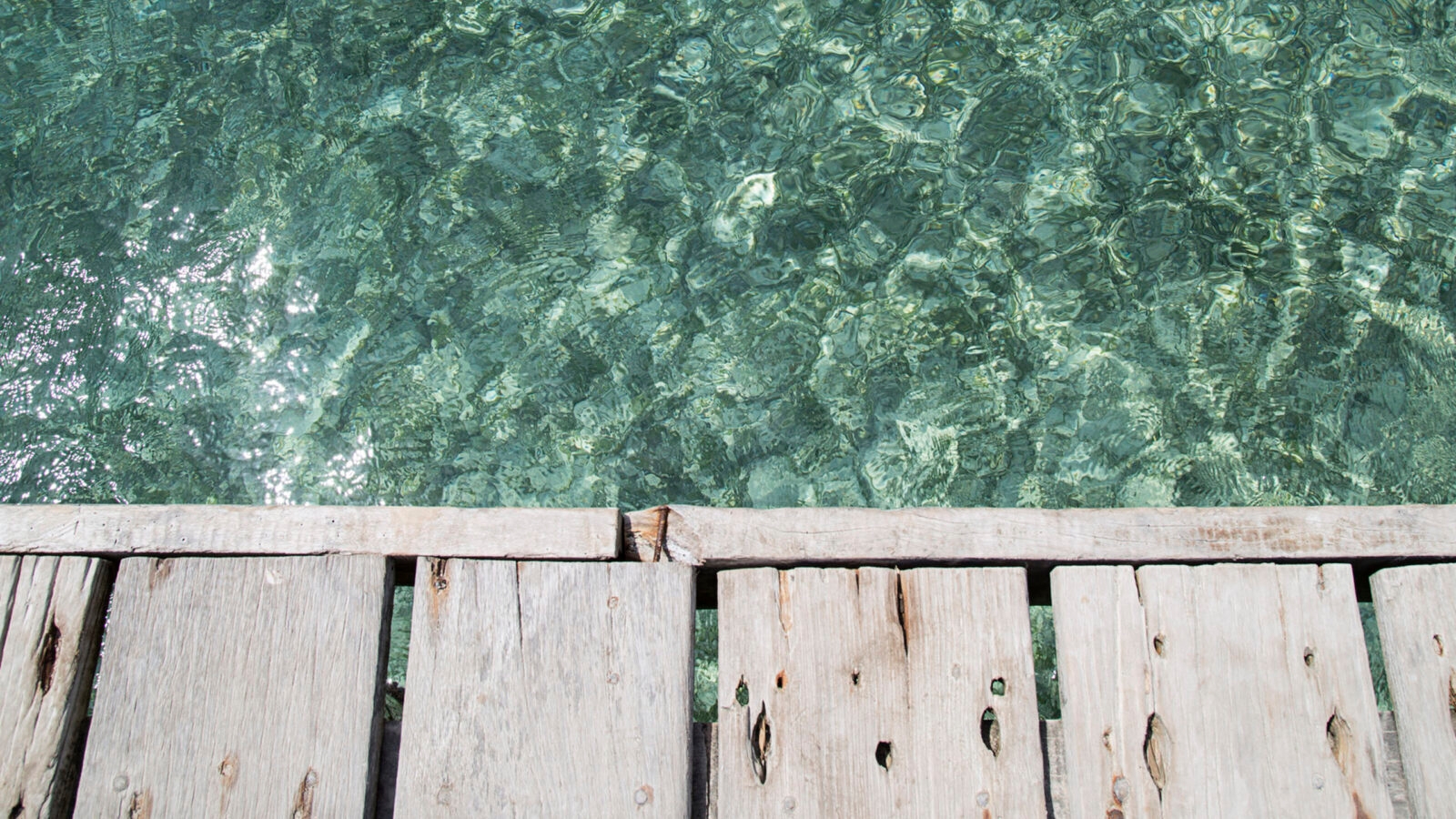 Turquoise see-through water. Cartagena de indias