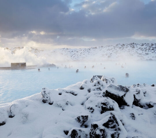 blue-lagoon-winter
