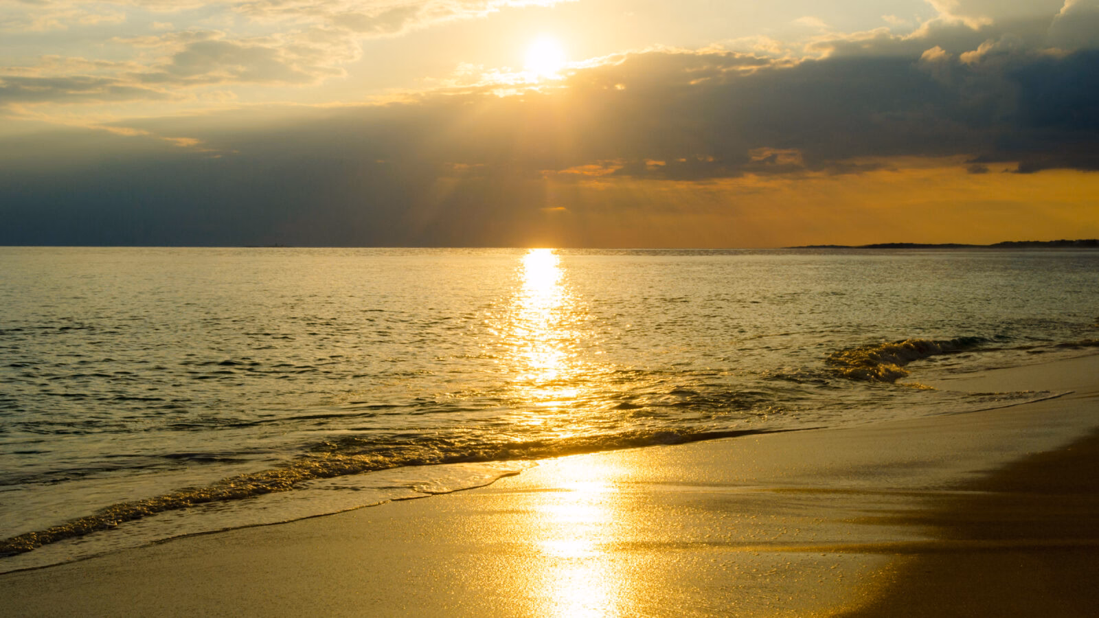 cayo-santa-maria-cuba-beach-sunset