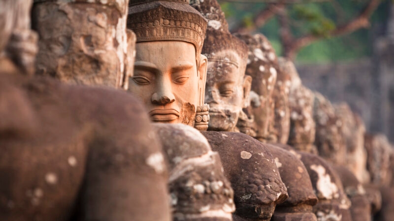 bayon-temple-faces-cambodia
