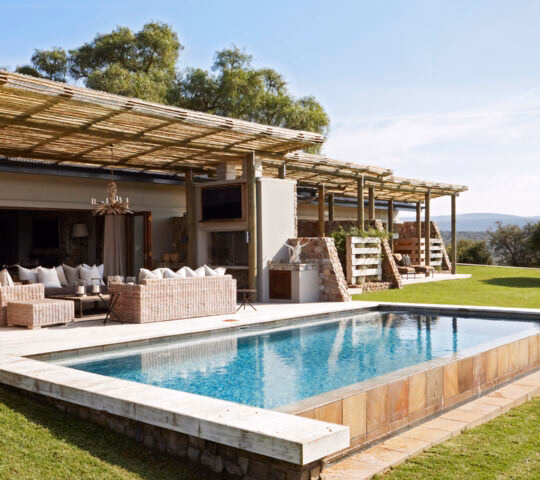 Kwandwe-Fort-House-pool