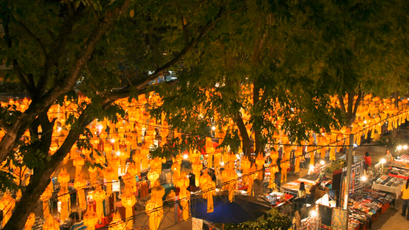 thailand-night-market-chiang-mai