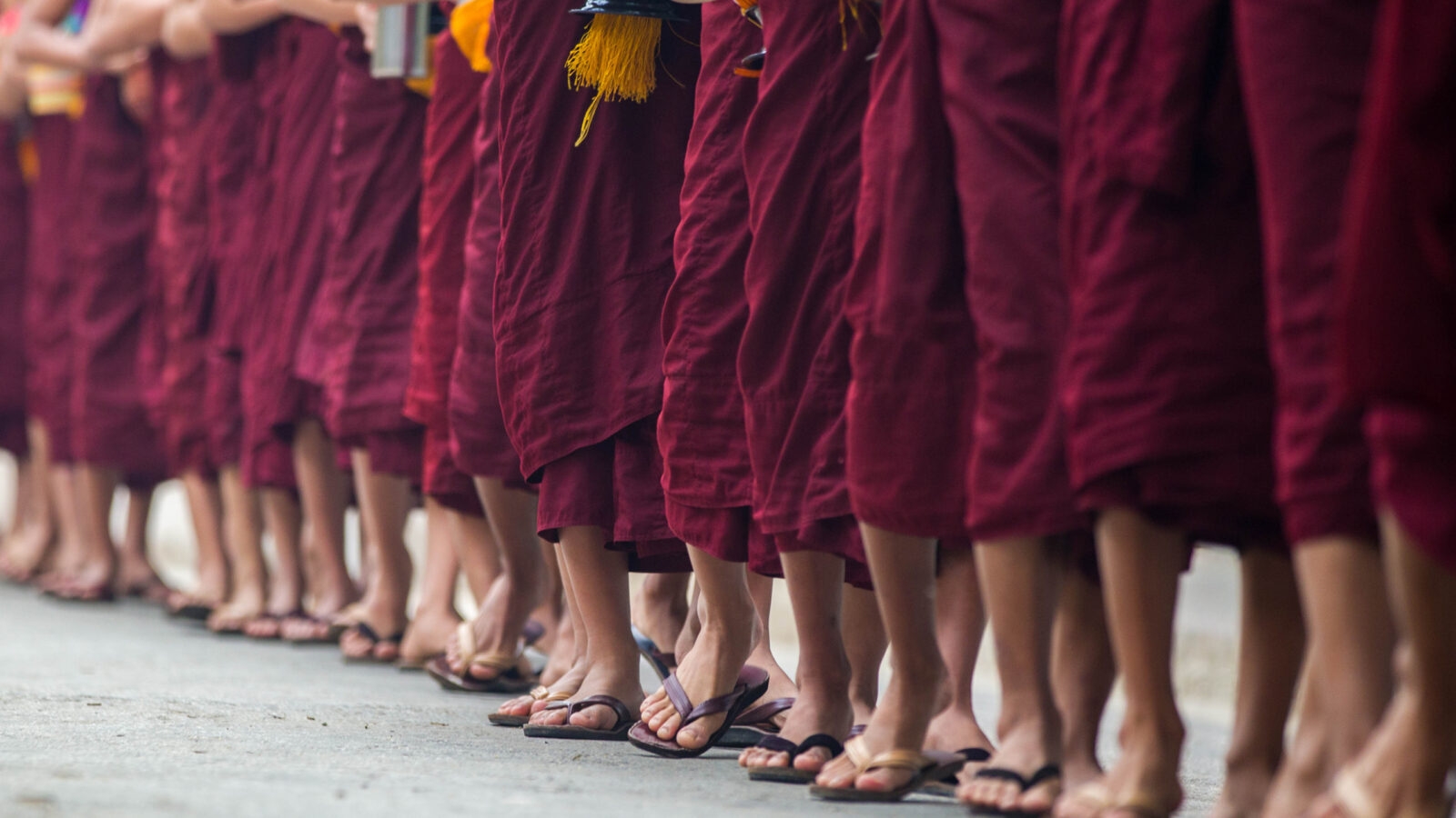 myanmar-monk-robes