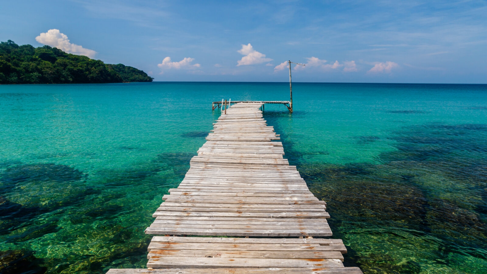 koh-khood-wooden-walkway