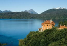 Correntoso Lake & River Hotel