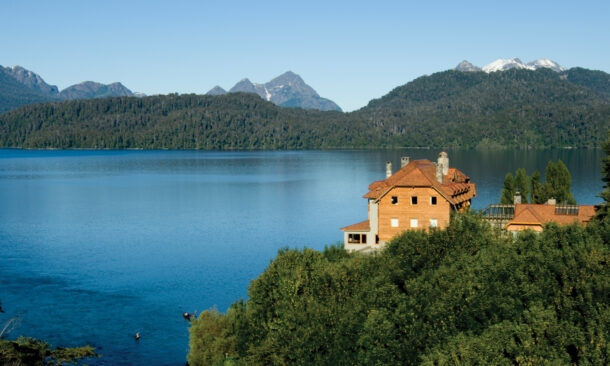 Correntoso Lake & River Hotel